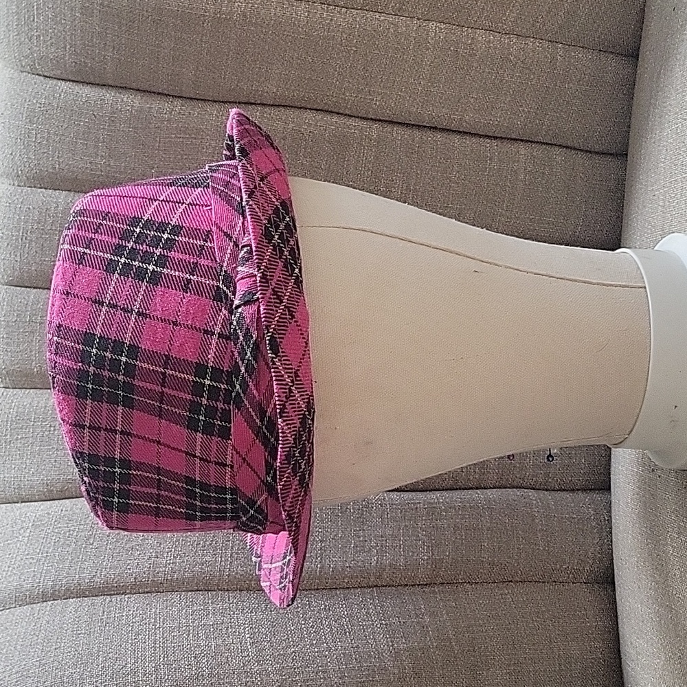 4 Hat Bundle - image 3